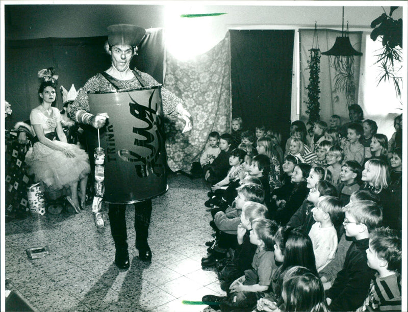 1995 Jugendheim Ginnheim - Vintage Photograph