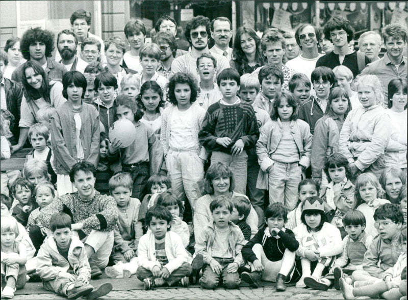 SUONER TITE MINDER SUMMERIME BRAZILIAN FILM BASED - Vintage Photograph