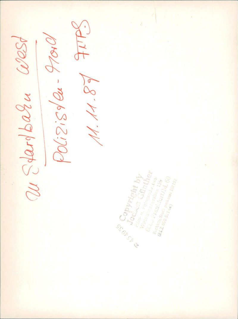 1987 ERLBAHN FONT MOND ANIS VUI YOUR HANDS TREMBLING WHEN SHE GIVE FILM - Vintage Photograph