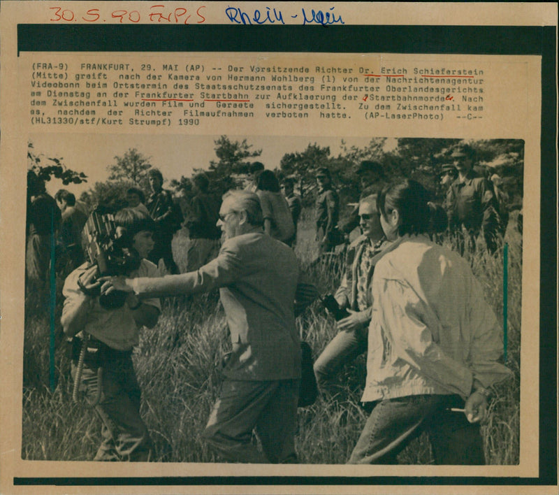1990 LAIN RUNWAY POLICE WALLER CHTER ADJUNCT COURT ERICH FILM - Vintage Photograph