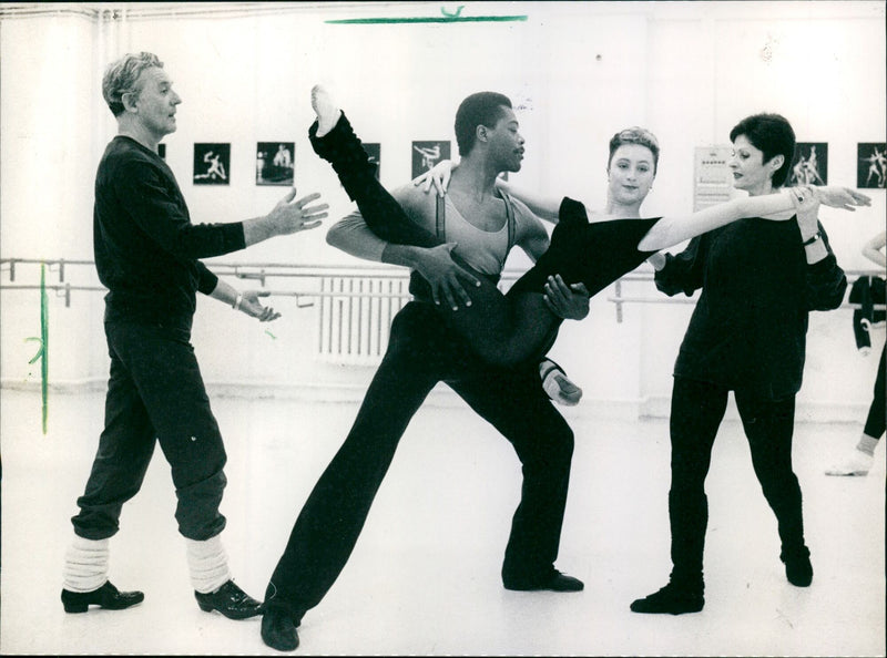1992 Bockenheimer Musical & Dance Center of the Dancer Couple Bela and Zsuzsa Okolicsanyi - Vintage Photograph