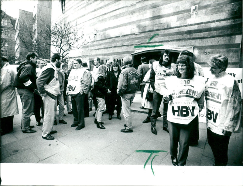 1992 STRIPS POMONTE DTSCHL STRIKES KELZEN REIKE REWETSAF SCHE HBV EXPEDITION - Vintage Photograph