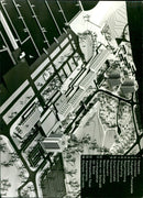 OLYMPIC QUARTERS ZHY PUOI UNA MODEL OLYMPIA CENTER KIEL SCH - Vintage Photograph