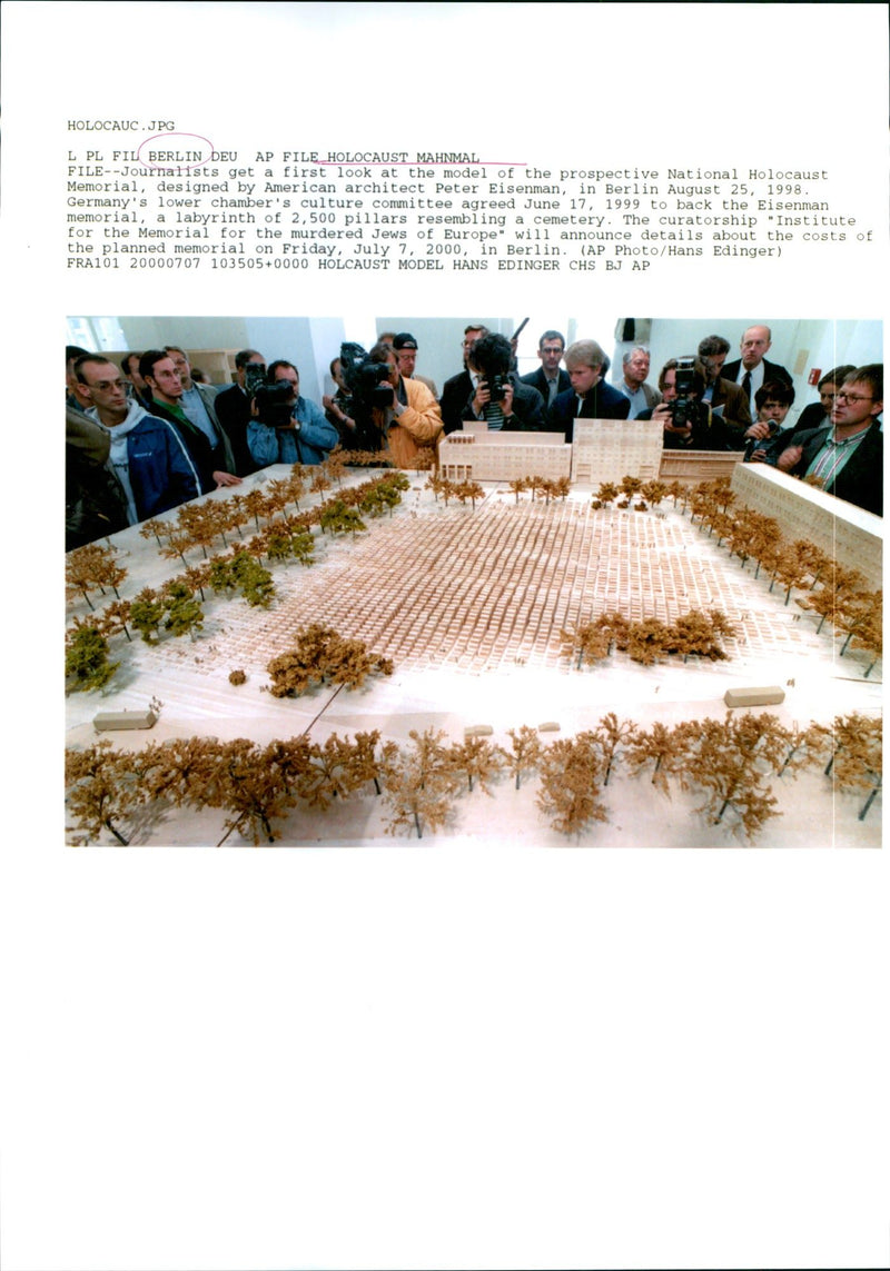 1998 Holocaust model - Vintage Photograph