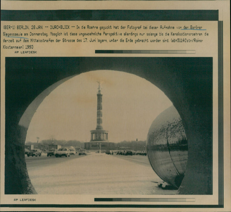 1993 BERCJPG BERLIN GUTHMANNBALL MILLENNIUM ROCK ARTIST MUSICIAN BRITISH - Vintage Photograph