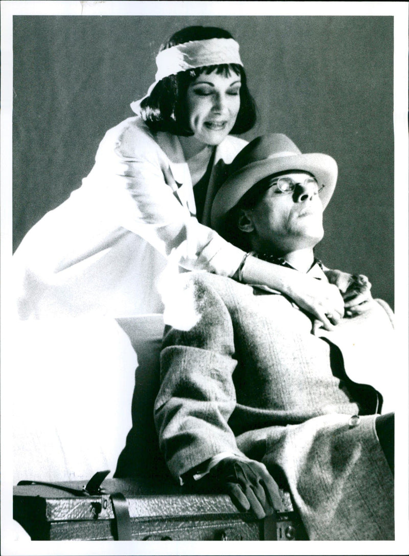 1993 URBAN ISTUCKE YOUNG THUNDER GERMAN FILM DIRECTED THOMAS PREMIERE - Vintage Photograph