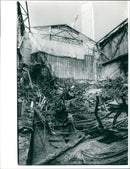 1988 URBAN ARSON MICHAEL RECONSTRUCTION APLIG JEWELRY ABE ACTING DEVO - Vintage Photograph