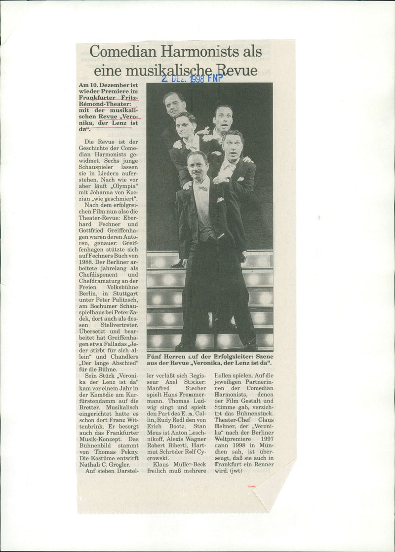 1988 REMOND STUCCO COMEDIAN HARMONISTS PREMIERE ERICH FILM ROBERT PETER - Vintage Photograph