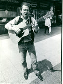 MUSICIANS TRILLENMACHER INTERNATIONAL EYEWEAR FOURTEEN YEARS - Vintage Photograph