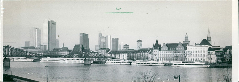 VIEWS CINEMA JOCHEN FILM FOTOPADA WITTELSBACHER FRANK LLL - Vintage Photograph