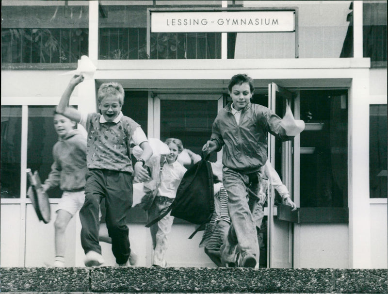 SCHOOLS TEUGHNESS HOLIDAYS SERIAL GAMES PARTS LESSING GYMNA FILM - Vintage Photograph