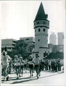 1989 MARATHO MANNER ROBERTSON LINE FRANCEN HOLZKAMP STEPINY WOM LINDA FILM - Vintage Photograph