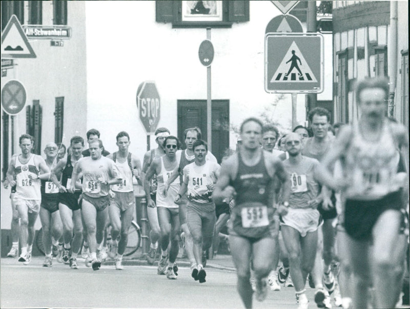 1994 MARATHON BERMUHLLAUF ILDLAUF VARIOUS GUNTER RALPH ORLOWSKI PHOTOGRAPHY PETER - Vintage Photograph