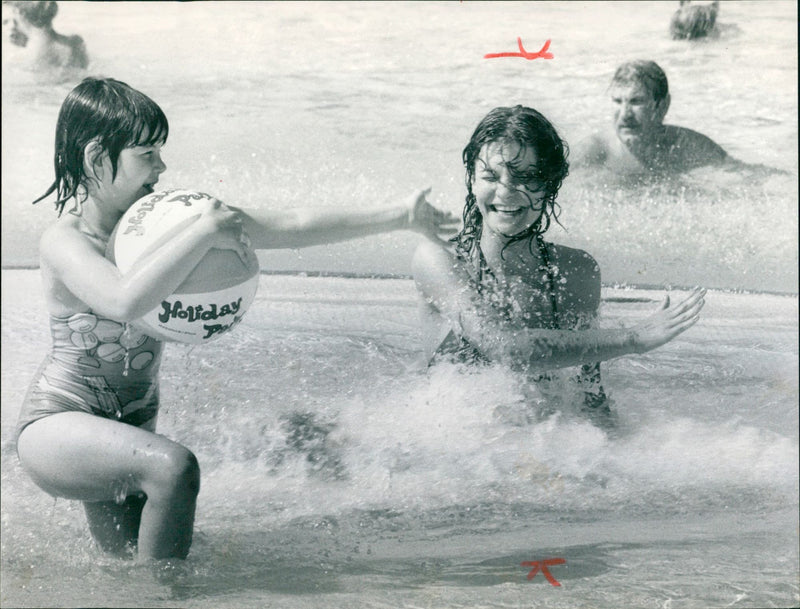SWIMMING FERE STADIUMBAD DMS PUARY TADIONBAD CAB - Vintage Photograph