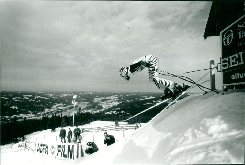 OLYMPIC WINTER PLAYING LILE HAMMER FLOW VALLEY FILM - Vintage Photograph