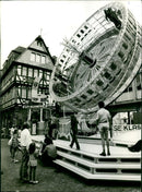 1982 KSFESTE ROLE LOA HATE HROME KLAS RUANKFURTER ENP LOCAL NEW MOVIE - Vintage Photograph