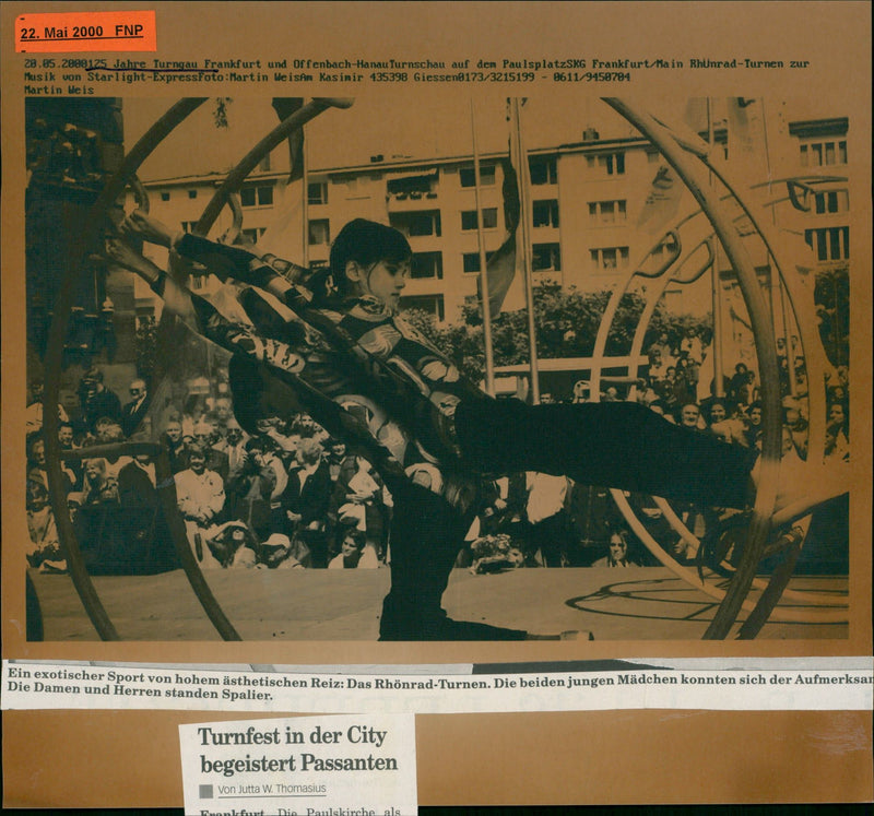 LOURBERG EDENE TUINFESTE RHONRAD GYM TO THE MUSIC OF STARLIGHT EXP BAND - Vintage Photograph