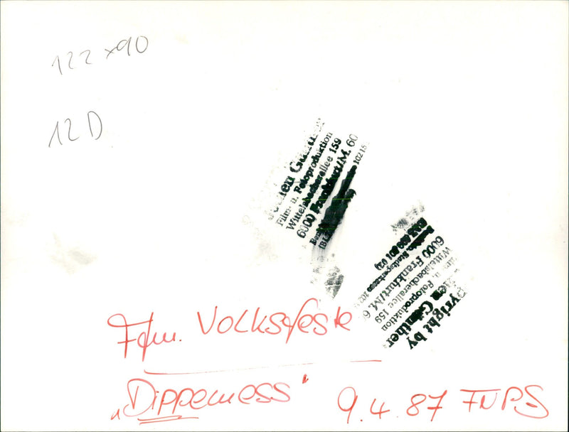 ICE CREAM TIB DIPREMESS FOUE VOLKSYESHE PYRIGHT GINTHER FILM - Vintage Photograph