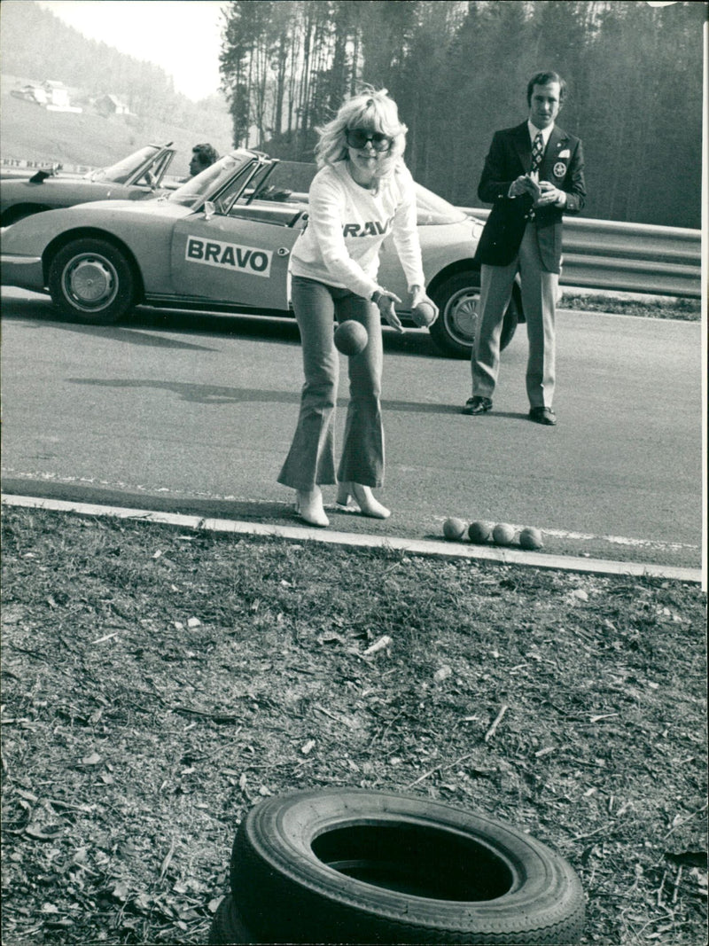 1971 RECOVERY STATION STARS FILM AND SCHLAGERBRANCHE HAD INVIT FRANCE - Vintage Photograph