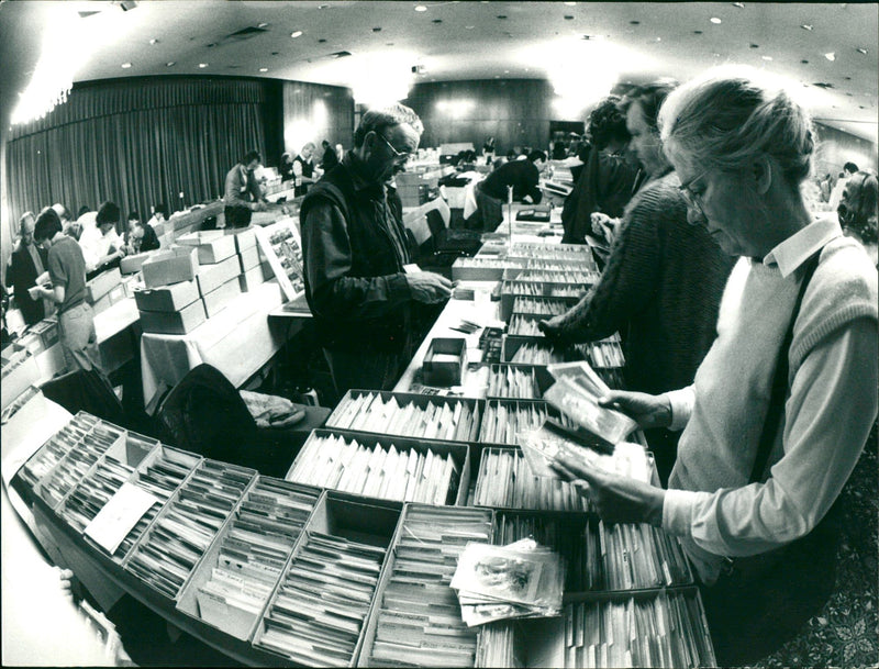 GRAY PANTHERS FFUU TRAINEES FROG DEPENDENT MODEL LANDS COUNT - Vintage Photograph