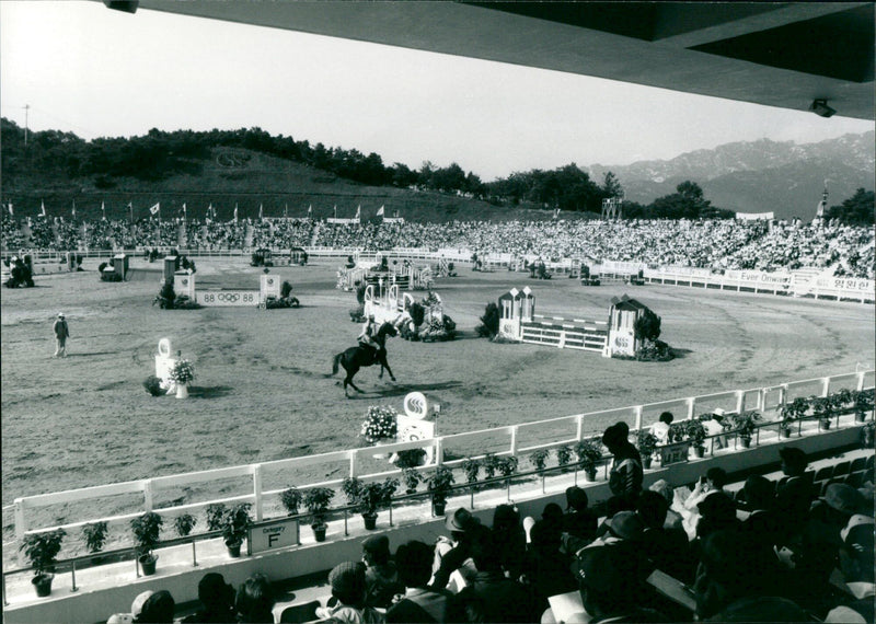 1988 TADION SUMMER OLYMPIC GAMES HERO SEOUL KOREA - Vintage Photograph