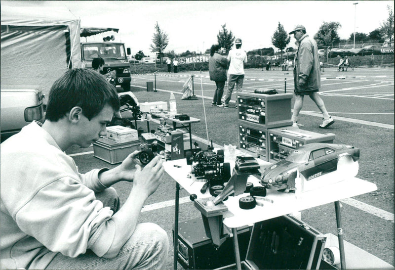 1997 ASSOCIATIONS MODELING ASSOCIATION RUN MODELLER - Vintage Photograph