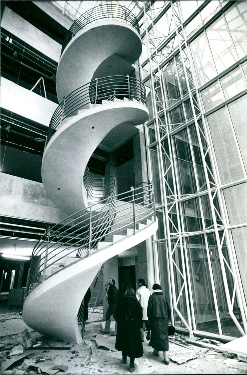 1993 UNIVERSIT LIEDERURSELER IOZENTRUM BUCU GOL FRANKFURTER NEW PRESS FILM - Vintage Photograph