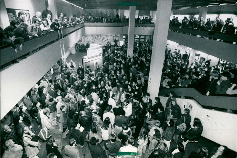 PETER MULLER ACKNOWLEDGMENT FILM - Vintage Photograph