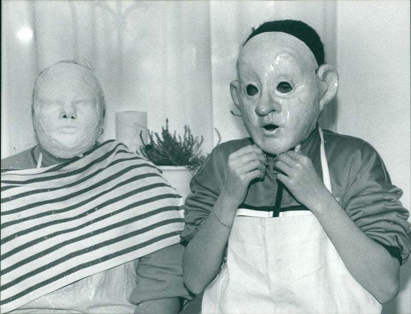 VARIETE SCHOOLS SCHULER SHEAT ACTING SCHOOL SCHOOL - Vintage Photograph