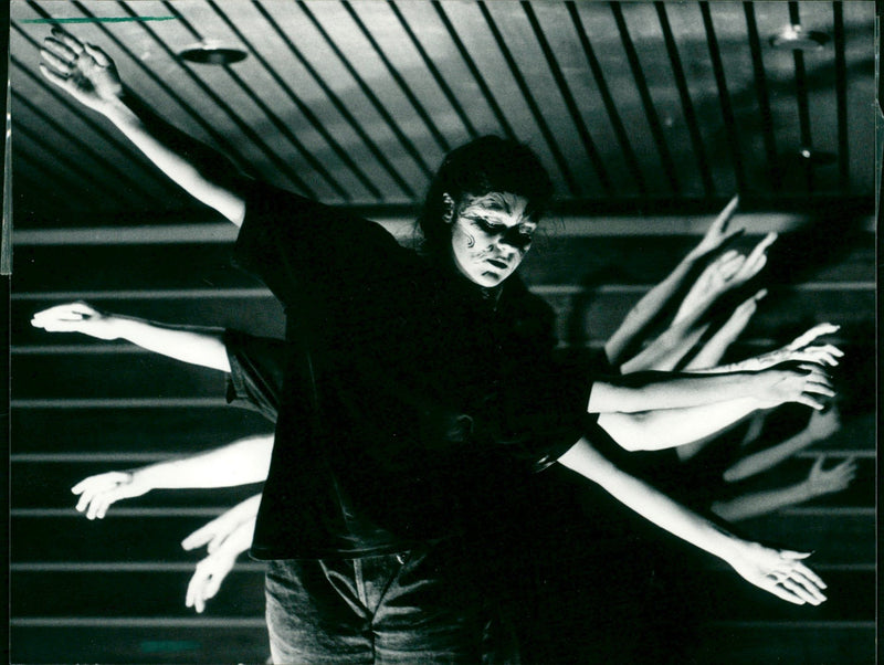 SCHOOLS SCHULER SHEND SCHOOL DRAMA VARIETE LERIN MICHAEL FILM JACKSON - Vintage Photograph