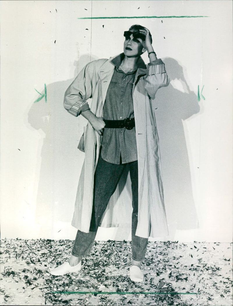 1987 FASHION VARIOUS JODHEN GUNTHER FILM - Vintage Photograph