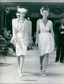 1988 LUXURY TENT WHICH LOCATED ABOVE LUCAEBRUNNEN PREMIERE NOBEL LADY FILM - Vintage Photograph