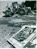 1994 USIC SIC HALL VOLTASTRAE MEN LEVELED END MUSIC - Vintage Photograph