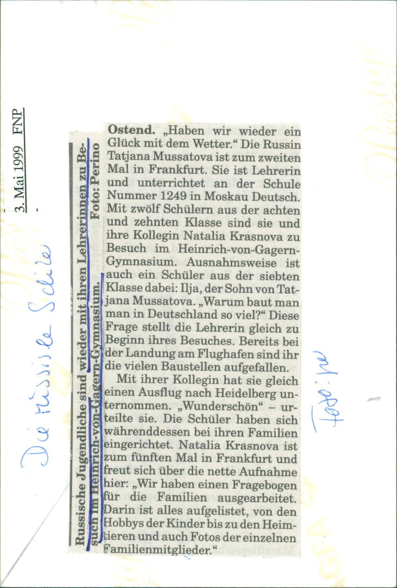 1999 TULEN GYMNASIUM MUSIC PLAYING LEVEL KHEN RUSSIAN YOUTHS ARE BACK THEIR - Vintage Photograph