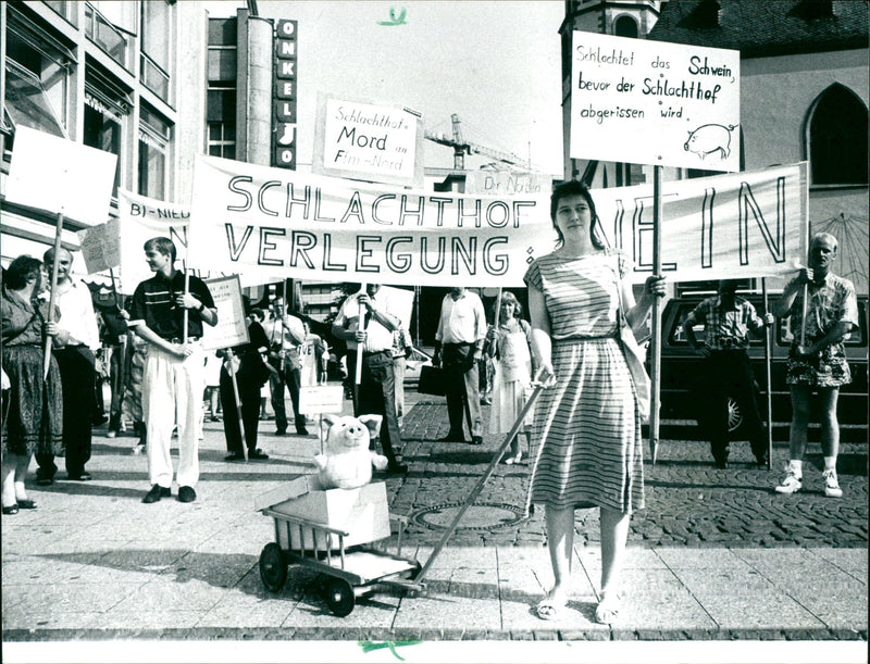 FOLW SCHLACHTHOF AGAINST SCHLASTHOF RELOCATION PROTEST EVENTS - Vintage Photograph