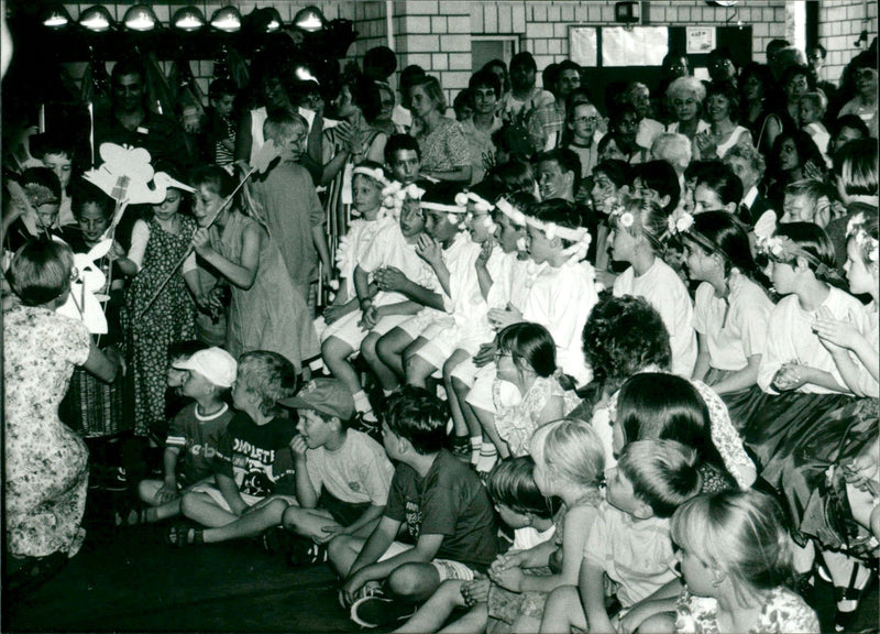 SCHOOLS SHADOW PLAYERS FOUR CLASS HAD OVER MUSICAL SECOND - Vintage Photograph