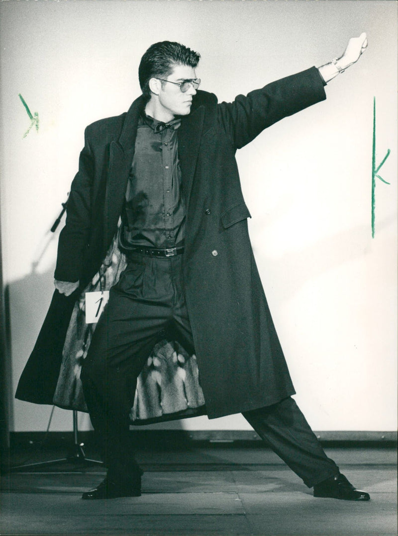 FUR FASHION PRESENTED ELEGANT ARBEN CLEVER WAY FILM - Vintage Photograph