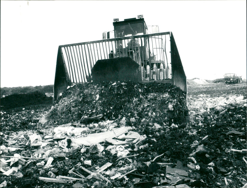 FILM DIRECTED LOCBEN GUNTHER AND PRODUCED WITTELSBACHERAILEE - Vintage Photograph