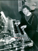 FAIR MUSIC FAIR NIGHT IFOFU HESIK INJURES YEARS EDW NIN - Vintage Photograph