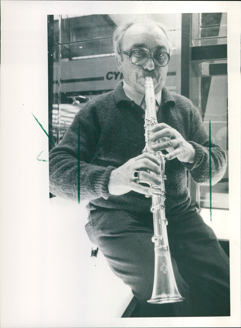 1988 IDU MESSEN MUSIC AND SIDU - Vintage Photograph