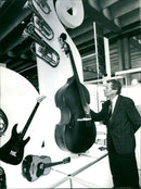 IDU FAIR MUSIC CALLED - Vintage Photograph