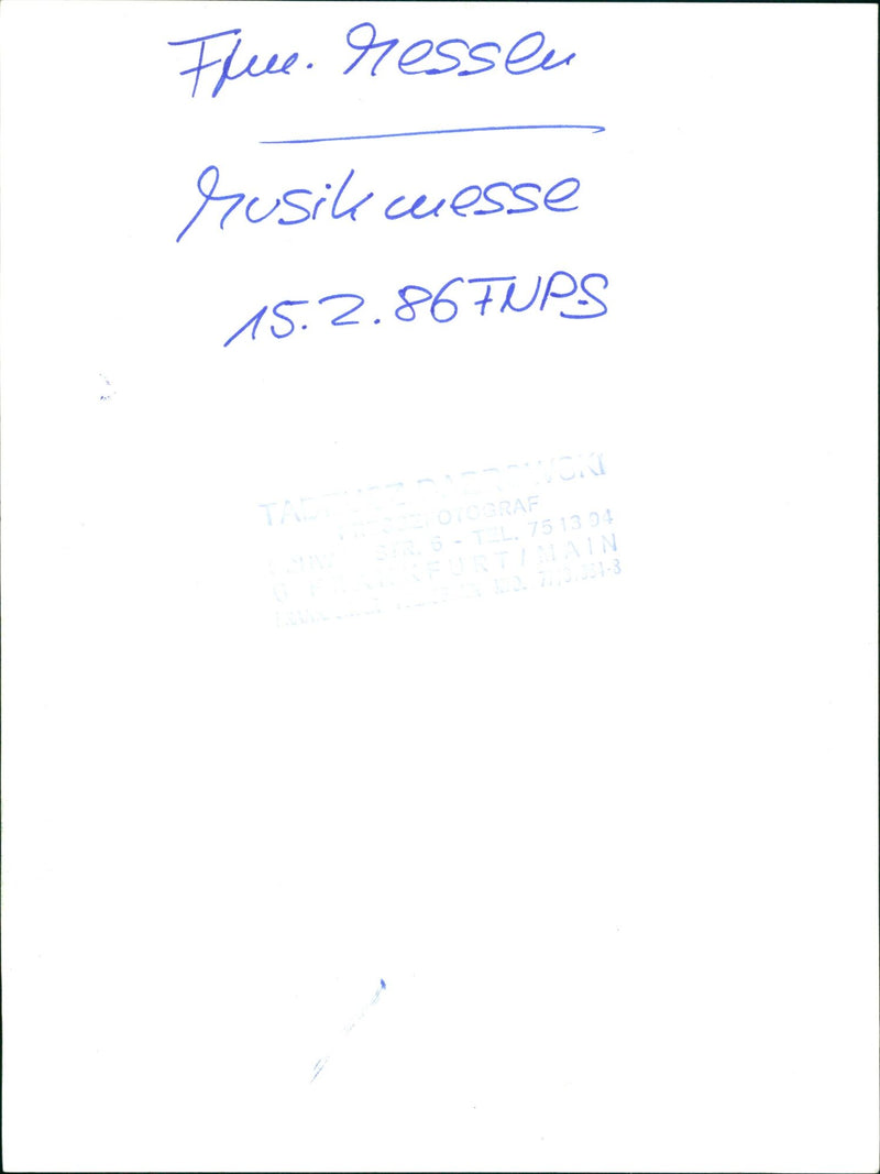 FAIR MUSIC FAIR FLEEE MEASURING HUSIKWUSSE UPS OTOGRAF TEL PAIN EDW MESSE - Vintage Photograph