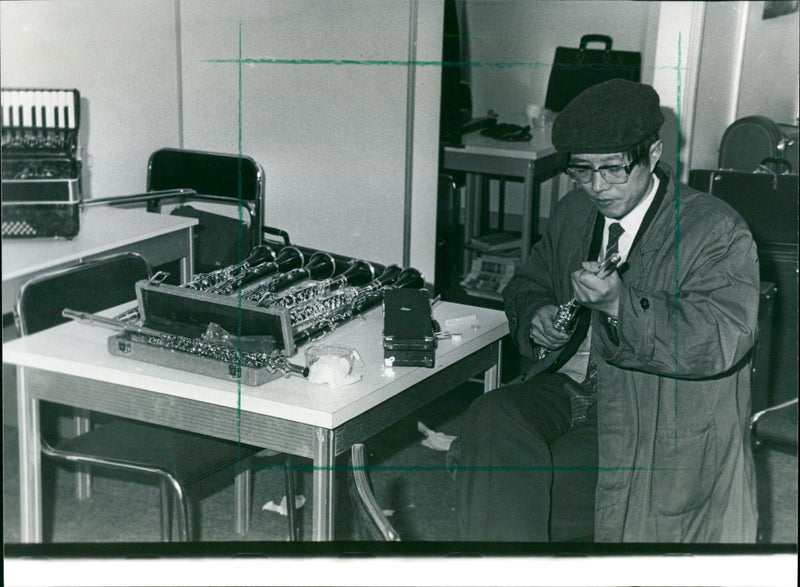 1986 MUSIC FAIR TEN RESSEN RUSSIANMESSE INDS EDW MESSEN STUTTGART - Vintage Photograph