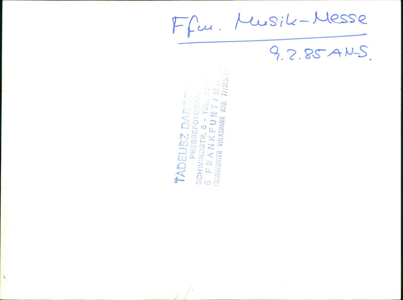 TRADE FAIRS MUSIC FAIR TADEUSZ DABROS PRESSEPOTOGRAPH SCHWINDSTR TEL FRANKFURTIM - Vintage Photograph