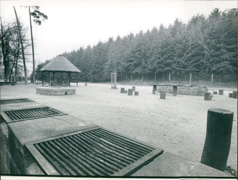 OCEDE SCERBELIN HUGELGRAVER EXCAVATIONS FILM FOLLON WITTELSBAC - Vintage Photograph
