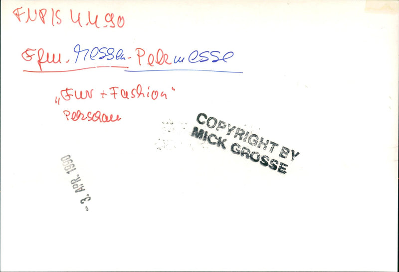 FASHION FOGUE TESTS PELZUESSE CONTINUE FUR PELEM - Vintage Photograph