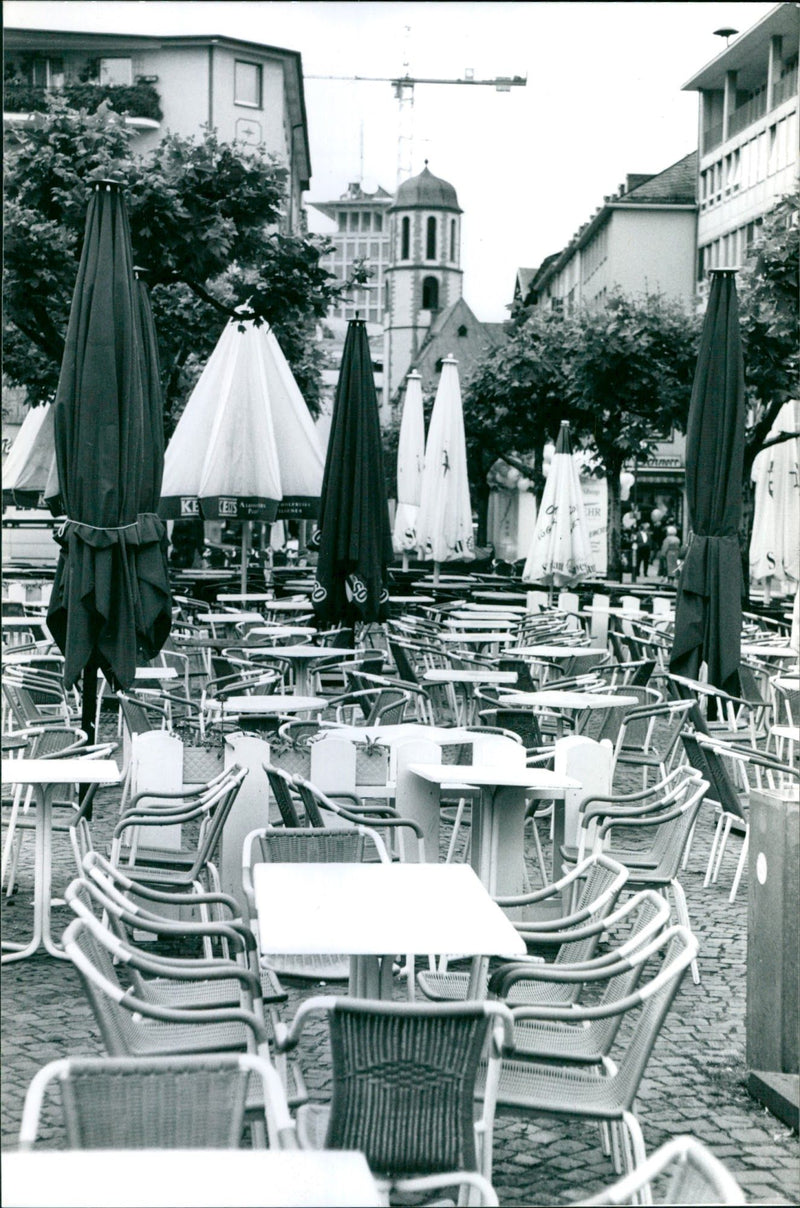 ROADS PLATZE PAULSPLATZ SIA CAFES STRAENSENERKE ENGLISH PAULSPLAT FILM - Vintage Photograph