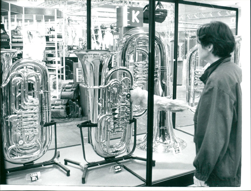 FLUE NESSEU MUSIC FAIR HIE ABLECACHMESSE SOUND ILENE - Vintage Photograph