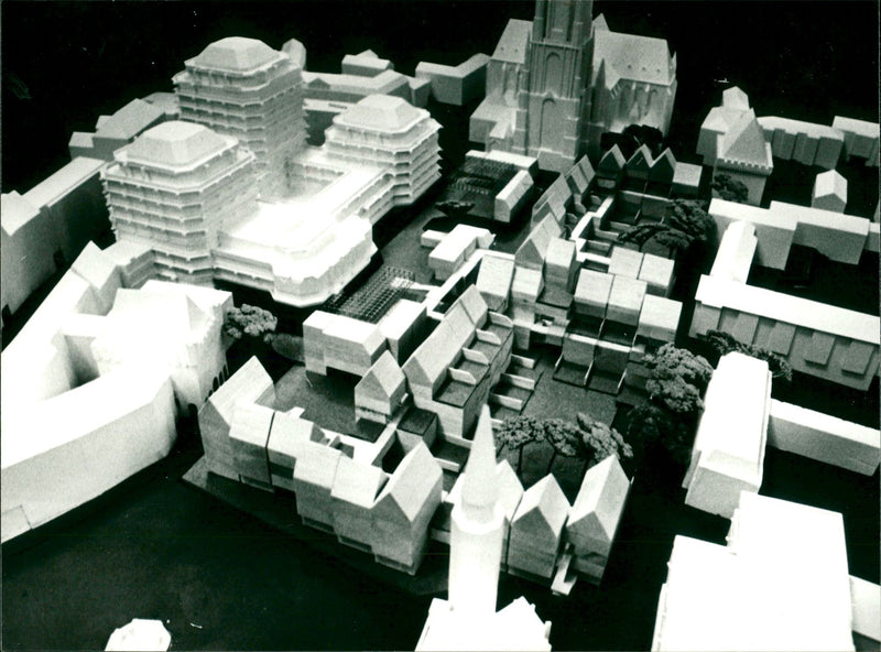 1978 MODELS FOUR ROMERBERG MODEL FRANKF SPLIT NOBLE DON FOU - Vintage Photograph