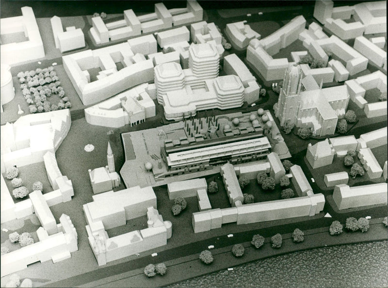 ROMERBERG MODELS RELEASE ONLY RENAME DELICES LAW MARTA ROM - Vintage Photograph